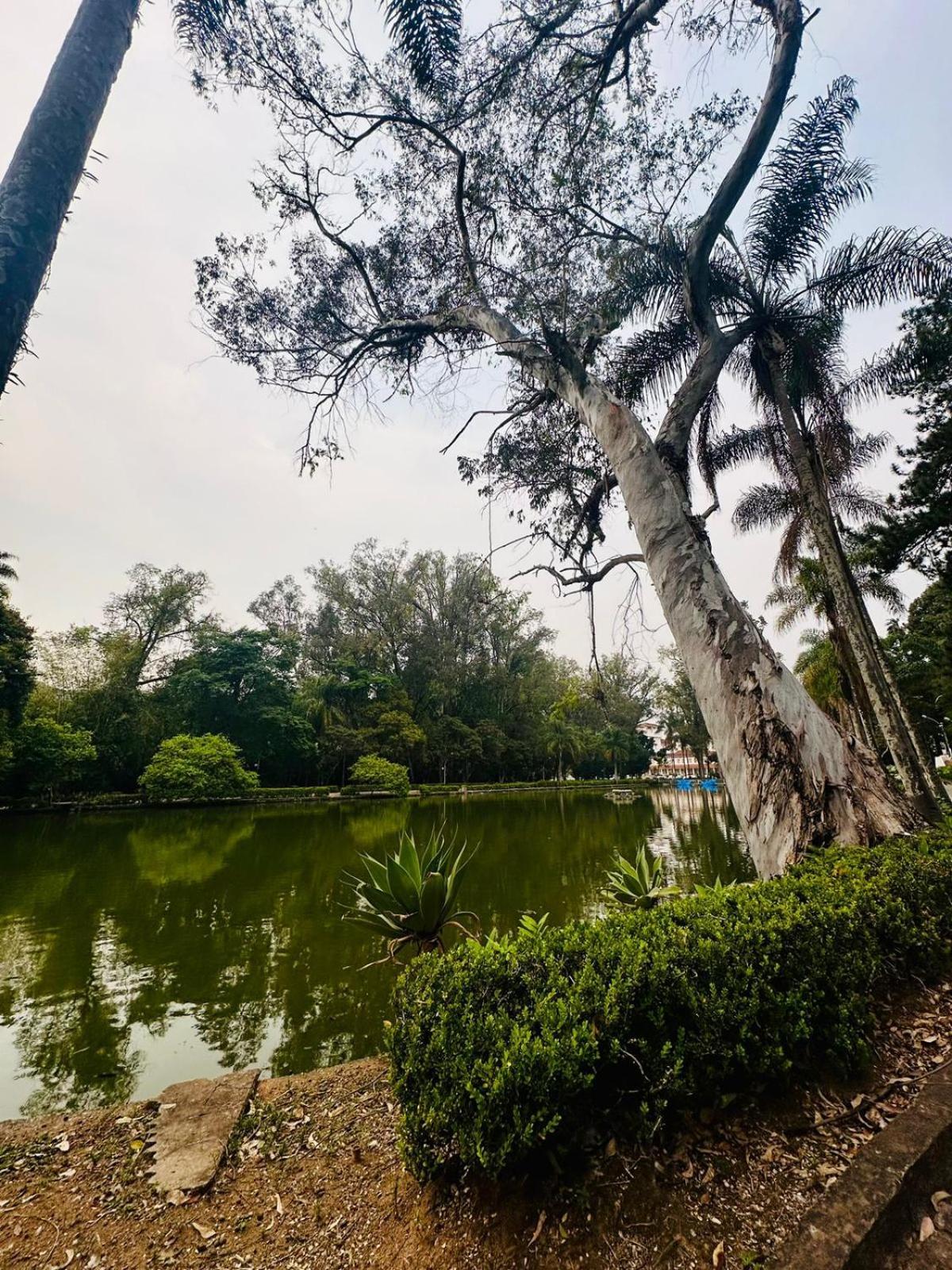 Apartamento Condominio Quisisana Centro Pocos De Caldas Lazer Completo, Uma Estrutura De Resort المظهر الخارجي الصورة