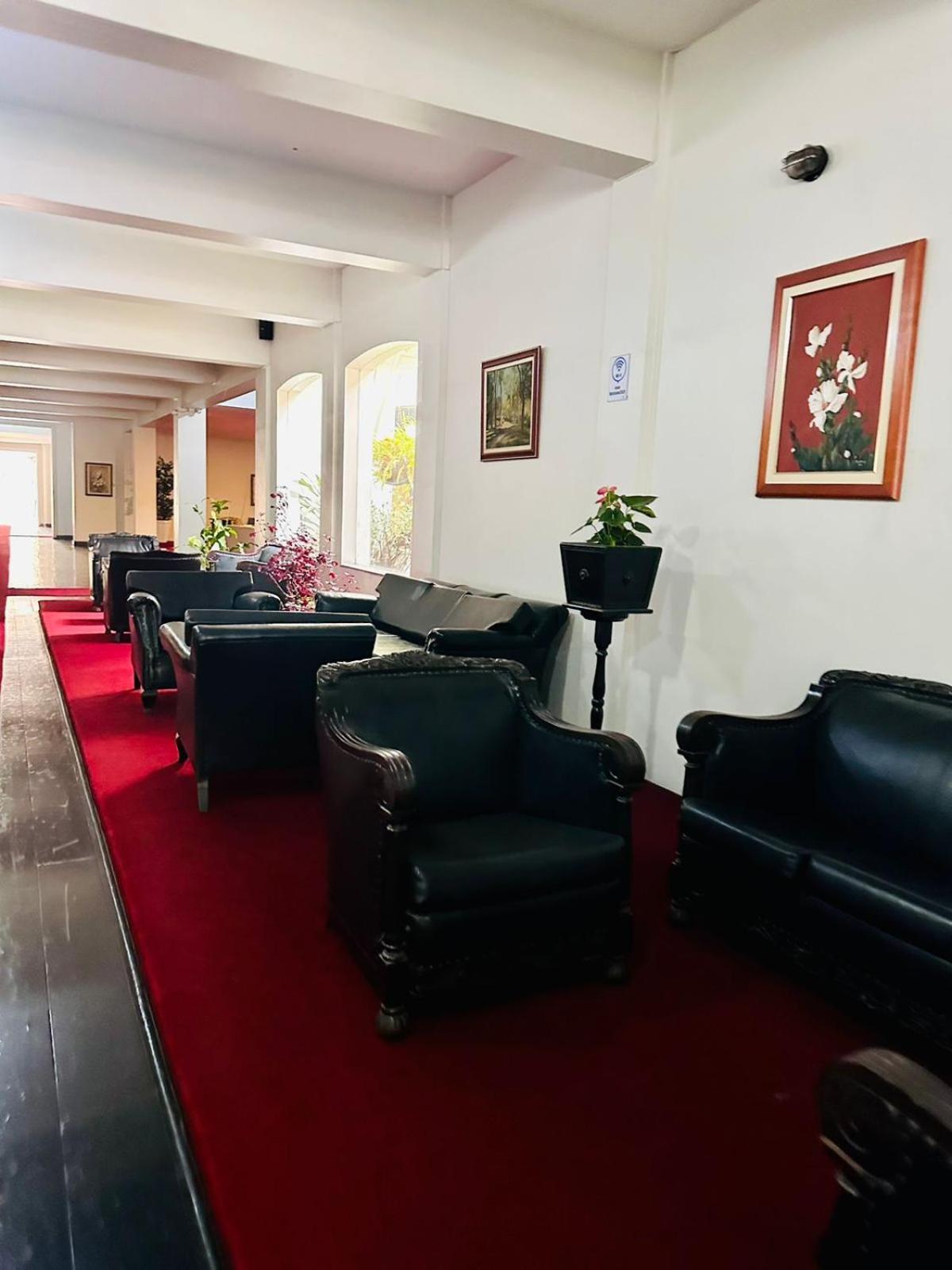 Apartamento Condominio Quisisana Centro Pocos De Caldas Lazer Completo, Uma Estrutura De Resort المظهر الخارجي الصورة